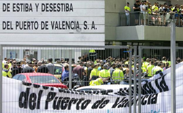 El Puerto sigue sin resolver las prácticas del curso de estiba