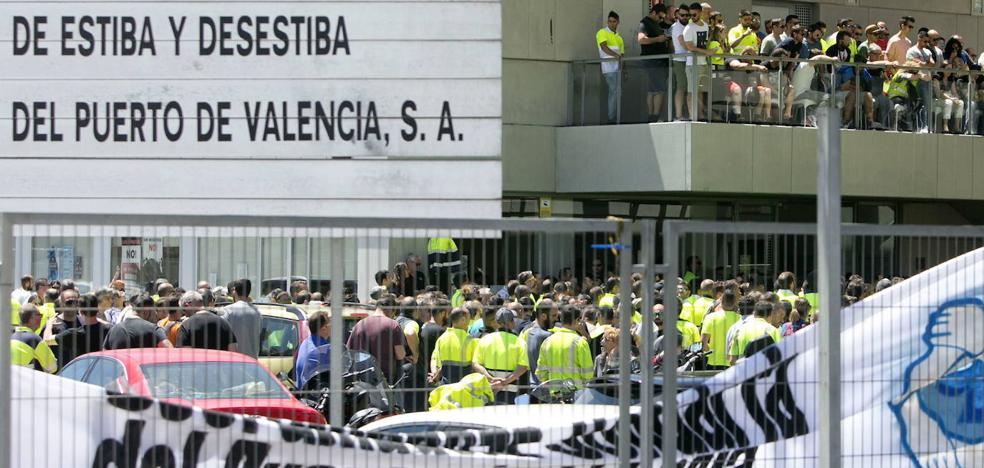 El Puerto sigue sin resolver las prácticas del curso de estiba