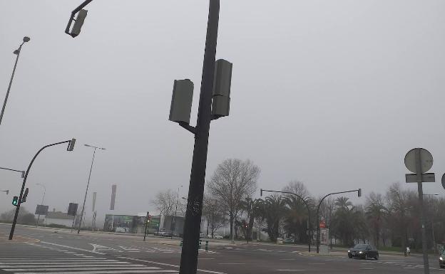 Una densa niebla sobre Valencia