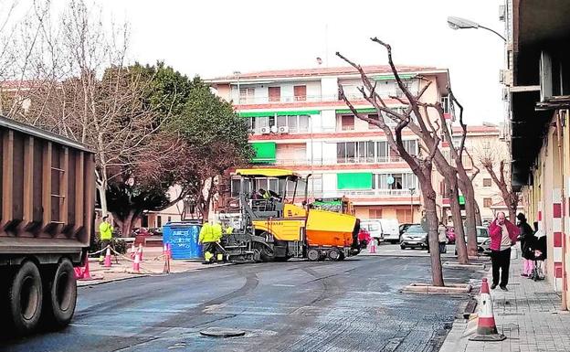 Mejoran la seguridad vial con el reasfaltado de seis calles