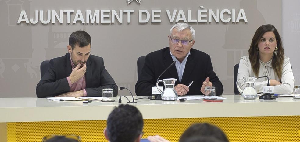 El alcalde, sobre el nuevo robo a la EMT: «Eso pasa, no tiene más importancia»