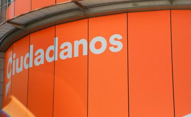 Ciudadanos aplaza la elección de compromisarios por los fallos informáticos