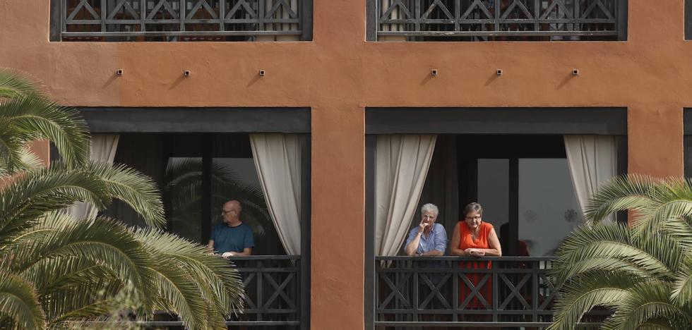El brote de coronavirus italiano salta a España con siete casos en Tenerife, Barcelona, Castellón y Madrid