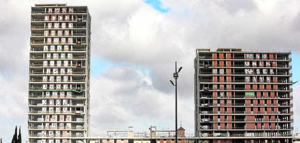 La reactivación del edificio abandonado de Sociópolis, paralizada un año después