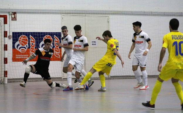 Curro guía al Mar Dénia hacia la victoria ante el Santa Coloma