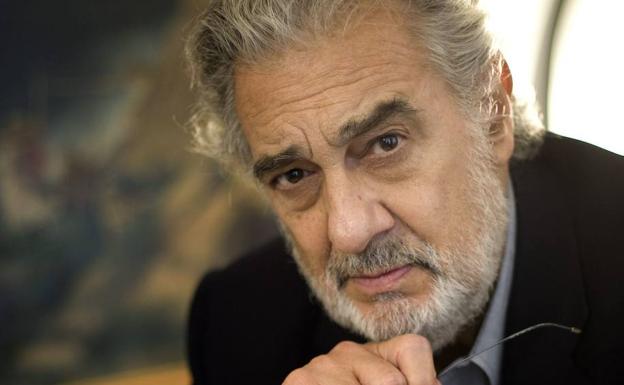 Plácido Domingo entona el 'mea culpa' y acepta la «plena responsabilidad» por sus acciones