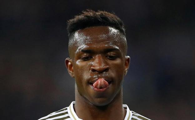 Vinicius: «Siempre pitan contra nosotros porque tenemos más Champions y más Ligas»