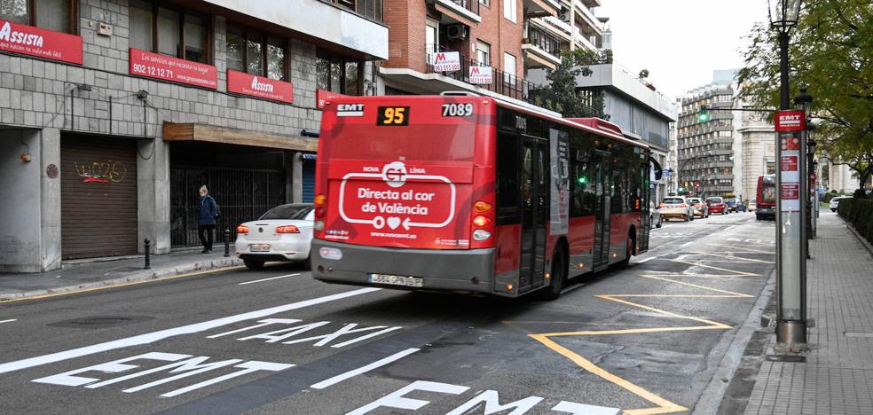 El carril bus doble de Colón se anticipa en la Glorieta