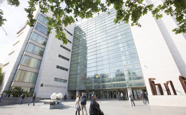 Apagón general en la Ciudad de la Justicia de Valencia