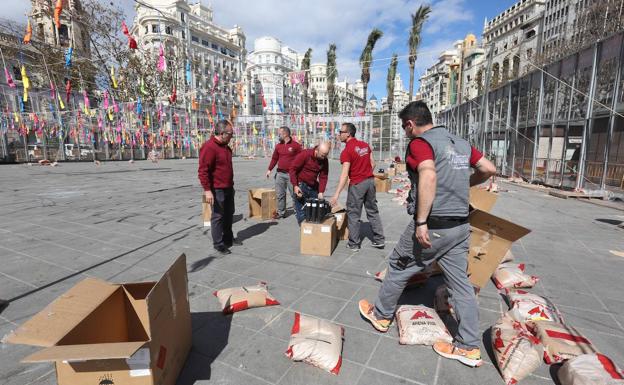 Suspendida la segunda mascletà por el fuerte viento