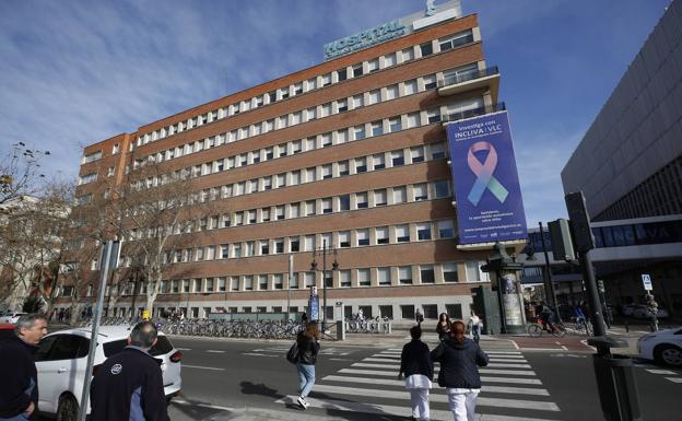 Sanidad pide a los médicos valencianos que no asistan a congresos por la crisis del coronavirus