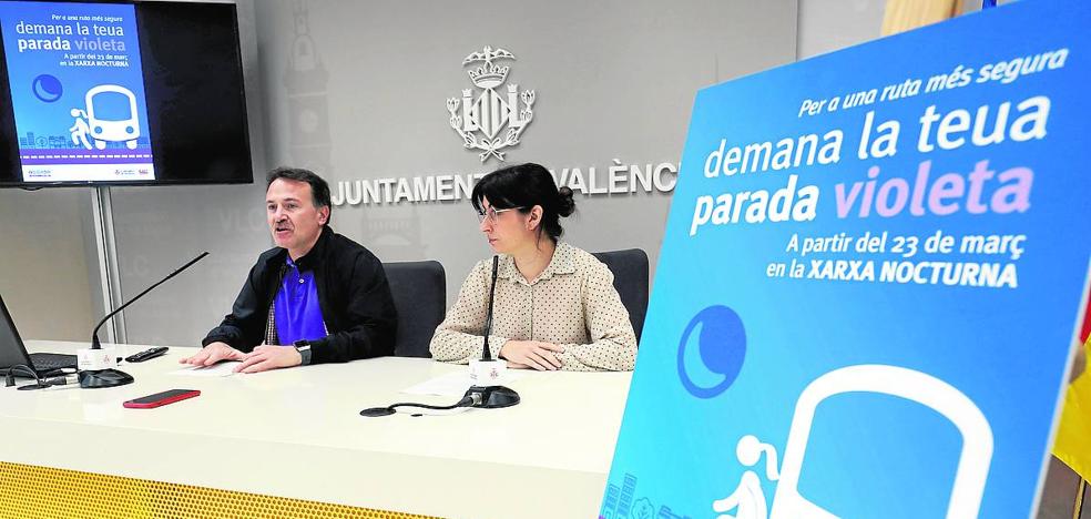Las paradas bajo demanda de la EMT para mujeres se pondrán en marcha tras Fallas