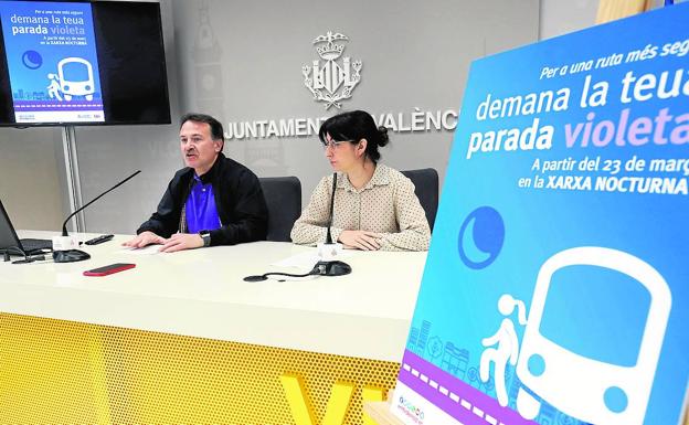 Las paradas bajo demanda de la EMT para mujeres se pondrán en marcha tras Fallas