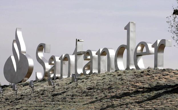 Santander traslada por prevención frente al virus a 60 empleados de su sede central