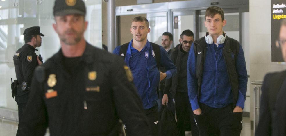 La afición del Valencia recibirá al equipo en Mestalla pese a no poder entrar