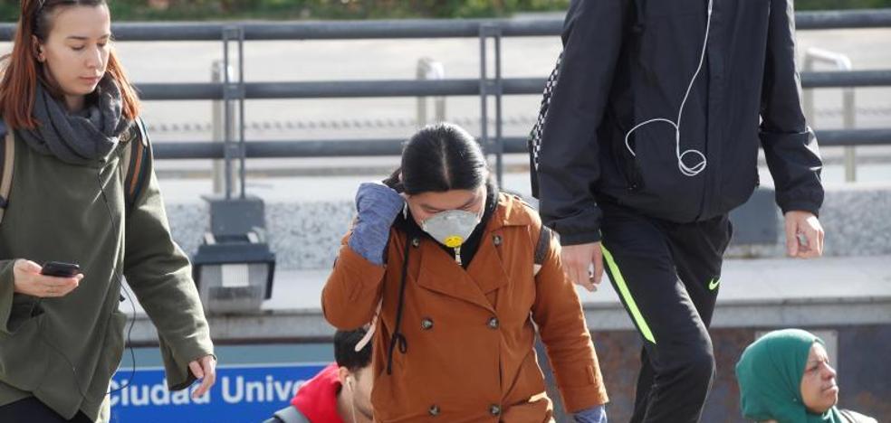La epidemia en España asciende a 1.639 contagiados tras un aumento de 400 casos en 24 horas