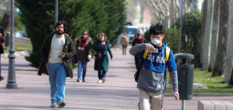 Sanidad reconoce que podría tardar cuatro meses en atajar la epidemia