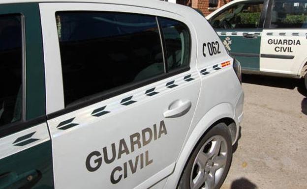 Un hombre detenido por atracar a punta de navaja una zapatería de Benetússer