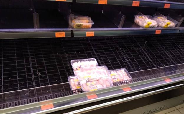 Generalitat y supermercados insisten en que el abastecimiento de productos está asegurado