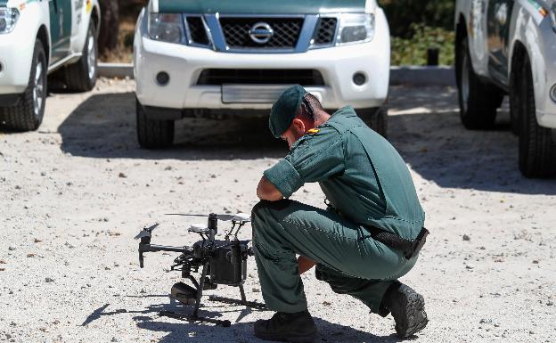 La Guardia Civil utiliza un dron en la operación de búsqueda y captura del 'Rambo de Requena'