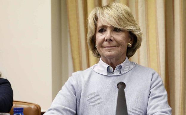 Esperanza Aguirre y su marido, ingresados tras dar positivo en coronavirus