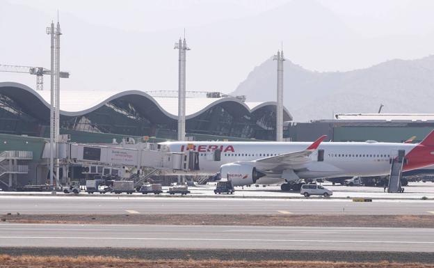 Iberia presenta un ERTE de tres meses para 14.000 empleados