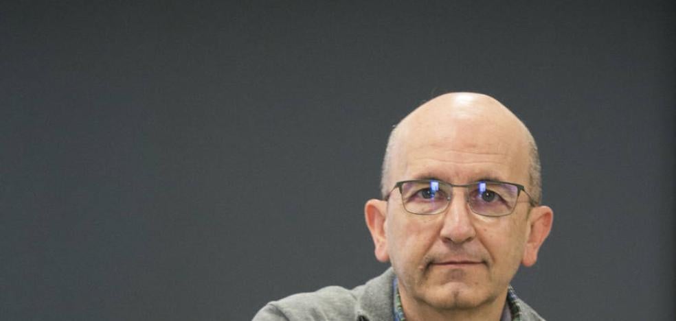 Joaquín Ballester: «La prioridad, por seguridad y movilidad, son los accesos para la segunda fase del polígono»