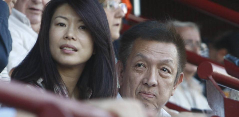 Lim, entre la patata caliente de Mestalla y sus pérdidas multimillonarias