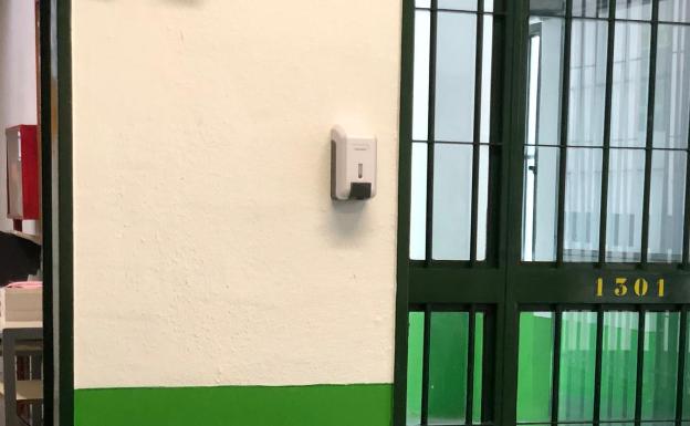 Tres heridos en dos incidentes en la cárcel de Picassent, un polvorín por la crisis sanitaria