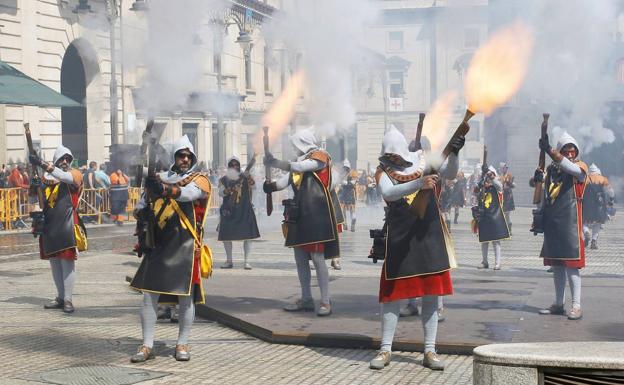 Los días 25, 26 y 27 de abril vuelven a ser laborables en Alcoi tras suspenderse las fiestas de Moros y Cristianos