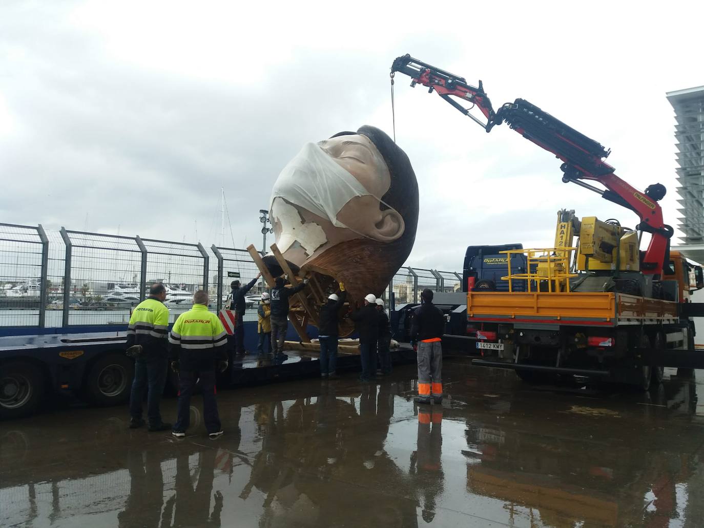 La cabeza de la falla municipal ya descansa en la Marina