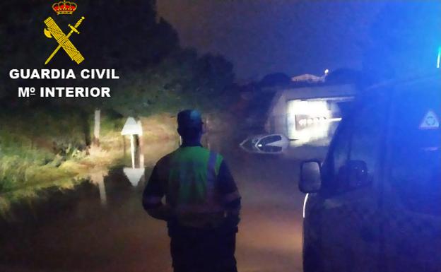 Rescatan a tres personas atrapadas en sus vehículos en Sagunto