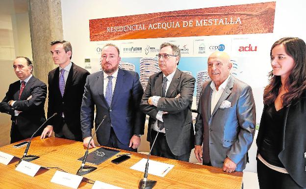 ADU asegura que la crisis altera los planes de compra del viejo Mestalla