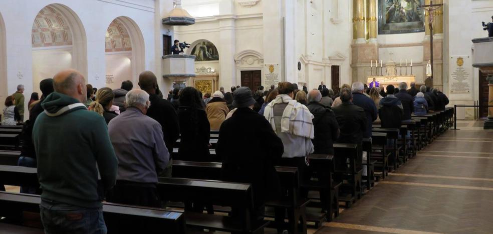 Las comuniones se aplazan al menos hasta septiembre