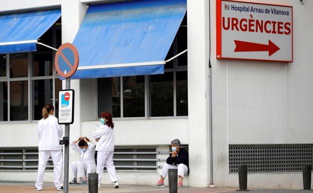 La Generalitat dispondrá de 229 taxis gratuitos para que los médicos valencianos visiten a los pacientes