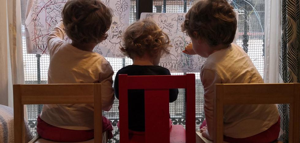 El coronavirus en la cabeza de un niño