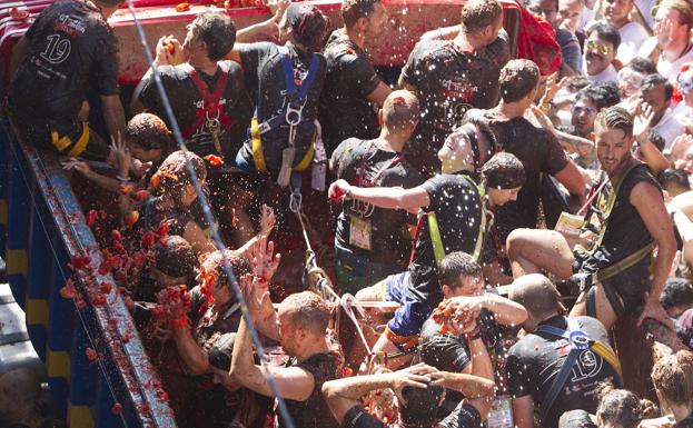 Se suspende el plazo de presentación de listas para participar voluntariamente en la Tomatina 2020