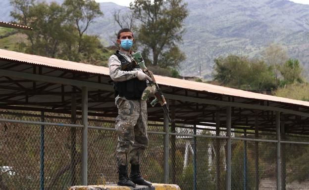 Los talibanes suspenden el diálogo con el gobierno y Afganistán se asoma a una nueva oleada de violencia