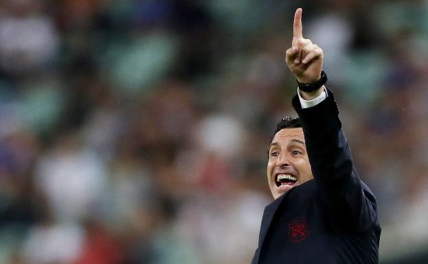 Emery pasa la cuarentena en Valencia: «Leo cosas sobre liderazgo»