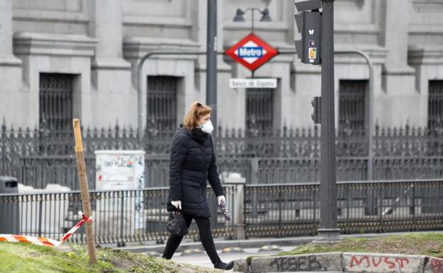 El Gobierno repartirá 10 millones de mascarillas en el transporte público pero su uso no será obligatorio