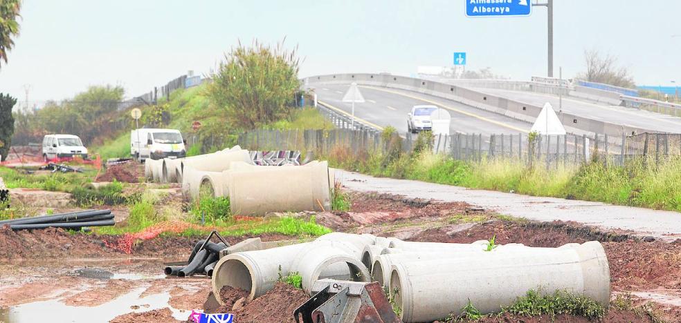 La suspensión de plazos administrativos paraliza 383 millones en obras públicas
