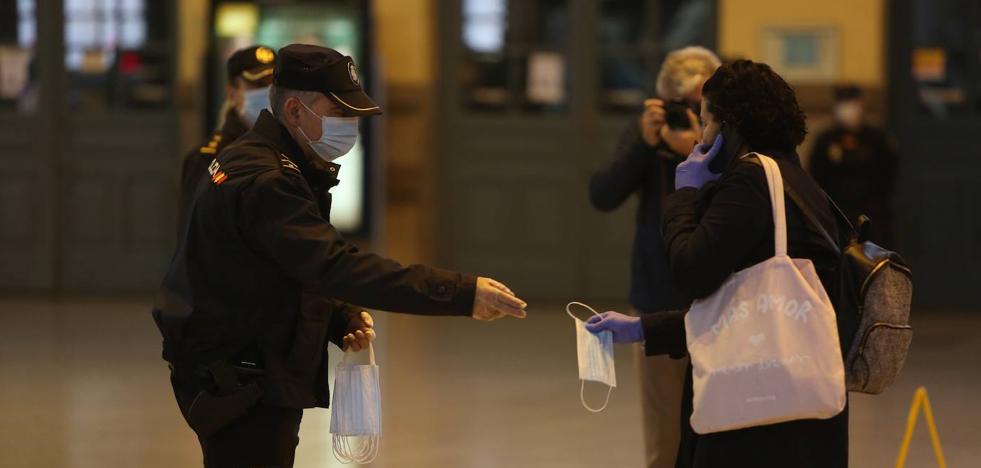 ¿Qué hay que hacer con las mascarillas usadas?
