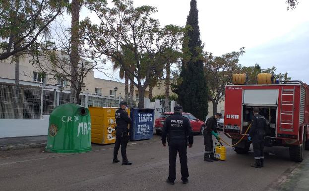 Godella continúa la limpieza y desinfección viaria con ayuda de la UME