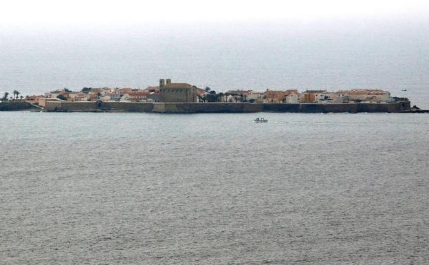 Confinados en Tabarca, la isla poblada más pequeña de España