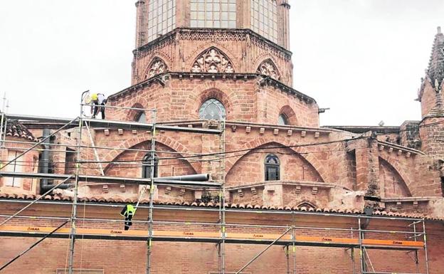 La Catedral de Valencia inicia las obras para reparar las goteras de la cubierta