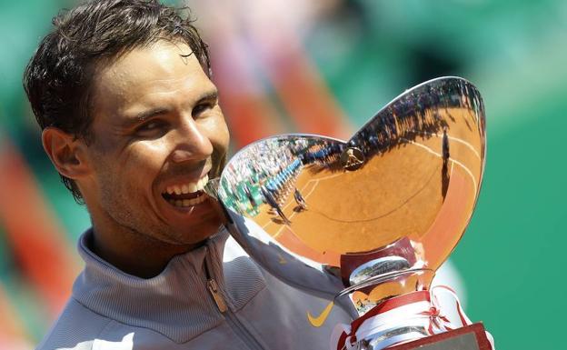 Nadal celebra los 15 años de su primer Montecarlo, preludio de la leyenda