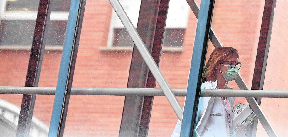 Sanidad se inhibe de comprobar el material y lo deja en manos de las áreas de salud