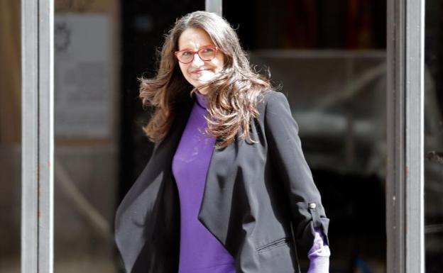 Oltra ve «complicado» ahora que se puedan celebrar las Fallas en julio