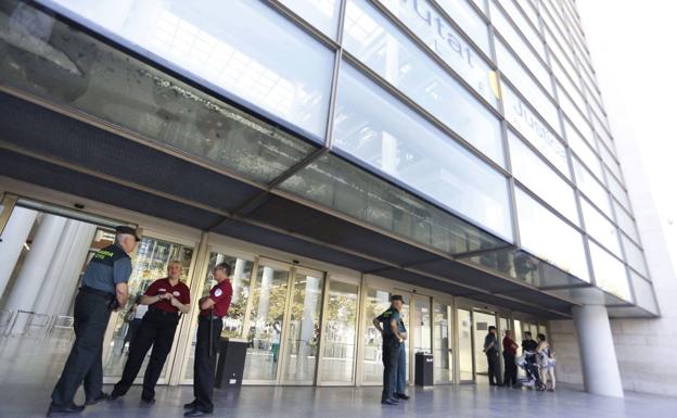 La Generalitat se prepara para celebrar juicios por videoconferencia