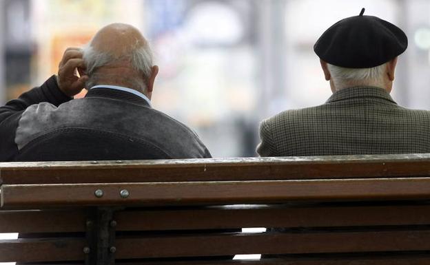 En la actualidad hay 637.213 empleados públicos jubilados en las clases pasivas. /